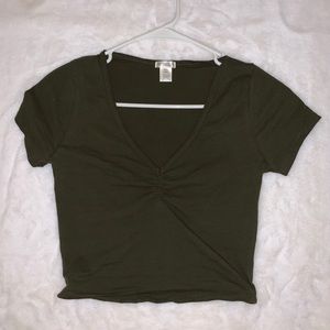 Cropped v neck top